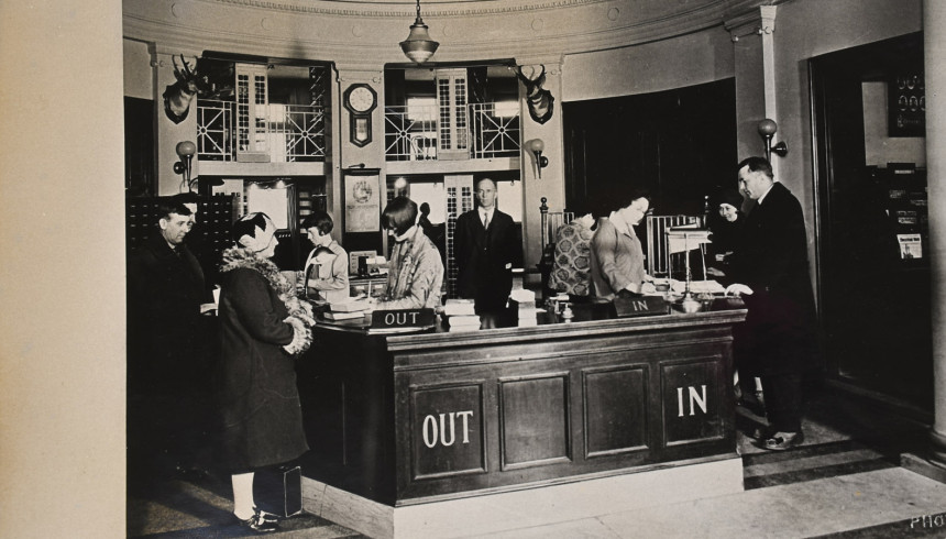 Old photograph of Memorial Park Library's interior. 